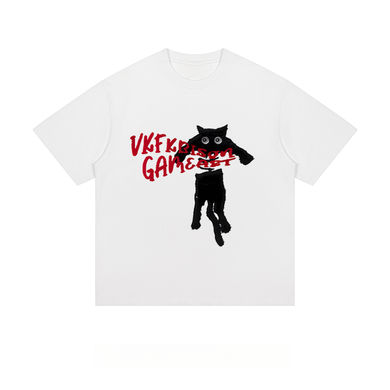 Playful Black Cat & “VKFkRISOI GAMERAT” - Loose Fit Short Sleeve T-Shirt