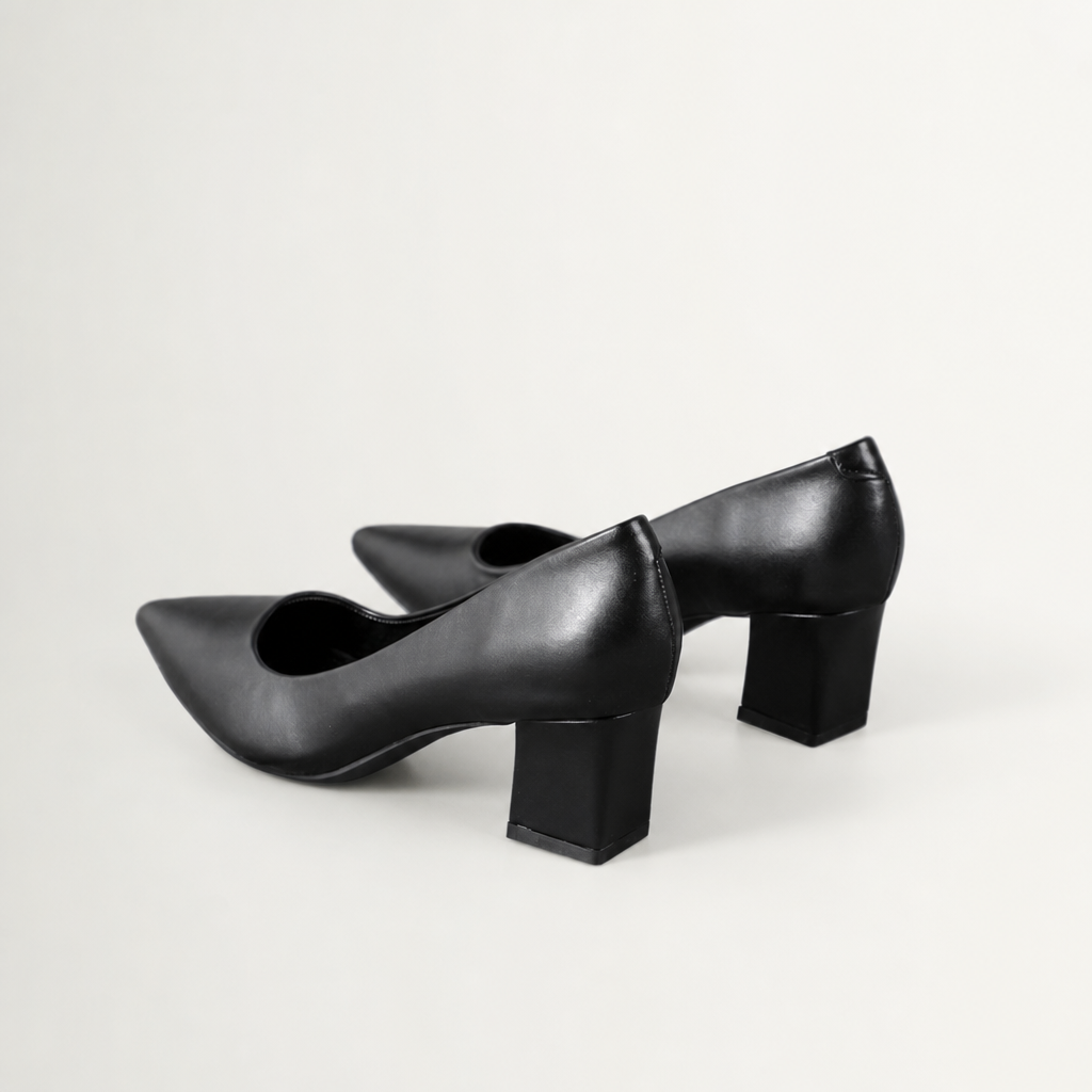 shoes women Classic pointed toe design
