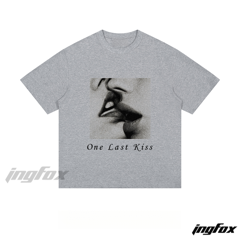 Romantic “One Last Kiss” - Loose Fit Short Sleeve T-Shirt