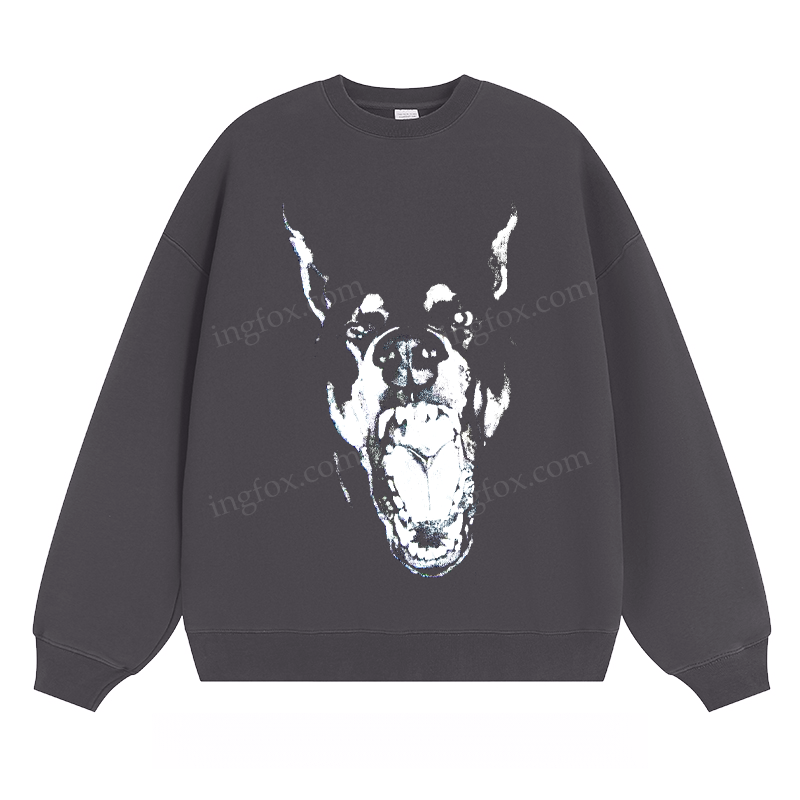 Doberman Graphic - Classic Unisex Fit Crewneck Sweatshirt