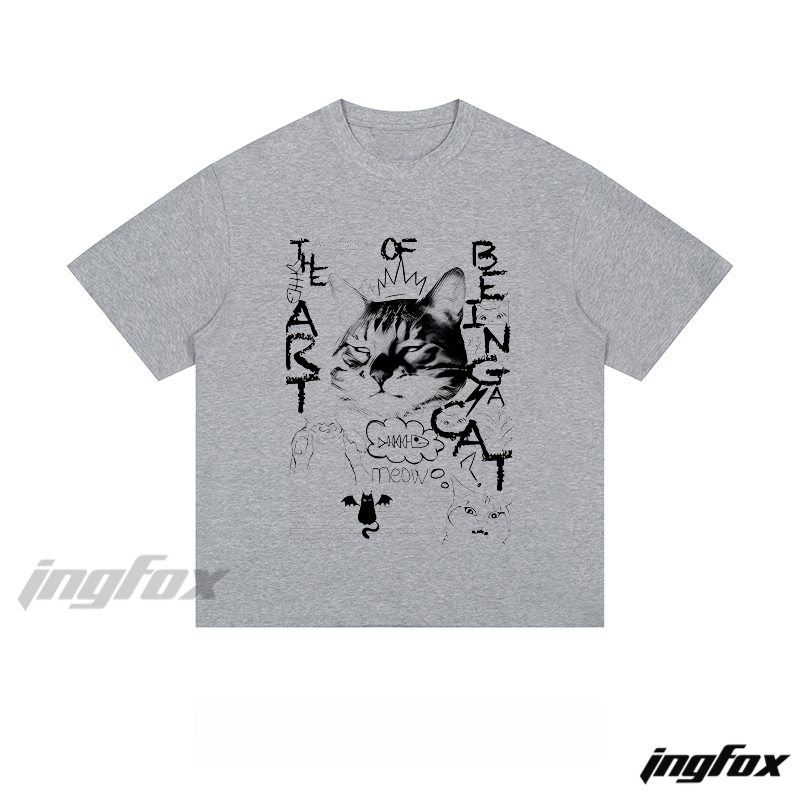 Cat-Themed Collage "THE ART OF BEING A CAT" - Loose Fit Short Sleeve T-Shirt