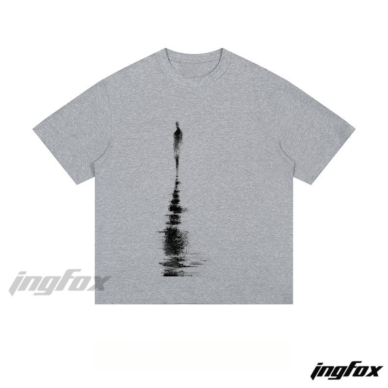 Shadow Reflection Figure - Loose Fit Short Sleeve T-Shirt