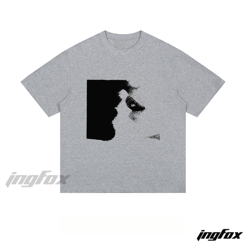 Abstract Lips Silhouette - Loose Fit Short Sleeve T-Shirt
