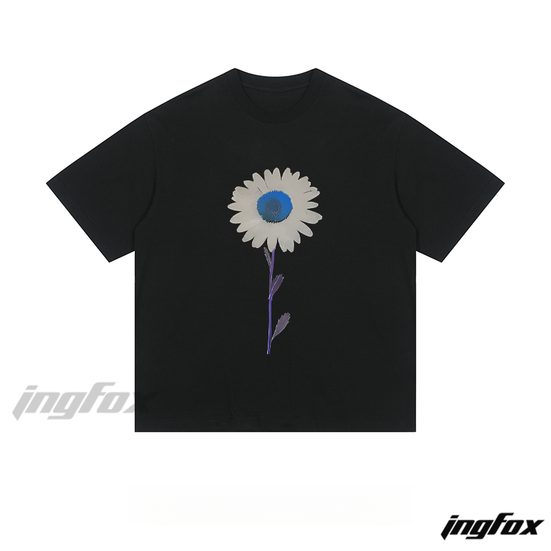 Minimalist Black Daisy - Loose Fit Short Sleeve T-Shirt