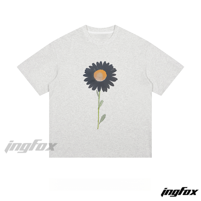 Minimalist Black Daisy - Loose Fit Short Sleeve T-Shirt